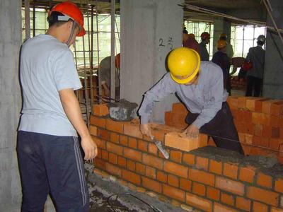 泥工砌墙工程